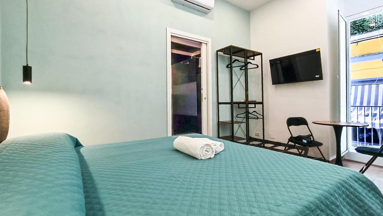 Bed and Breakfast Casa Calu Castel Sant'Elmo Neapel Exterior foto